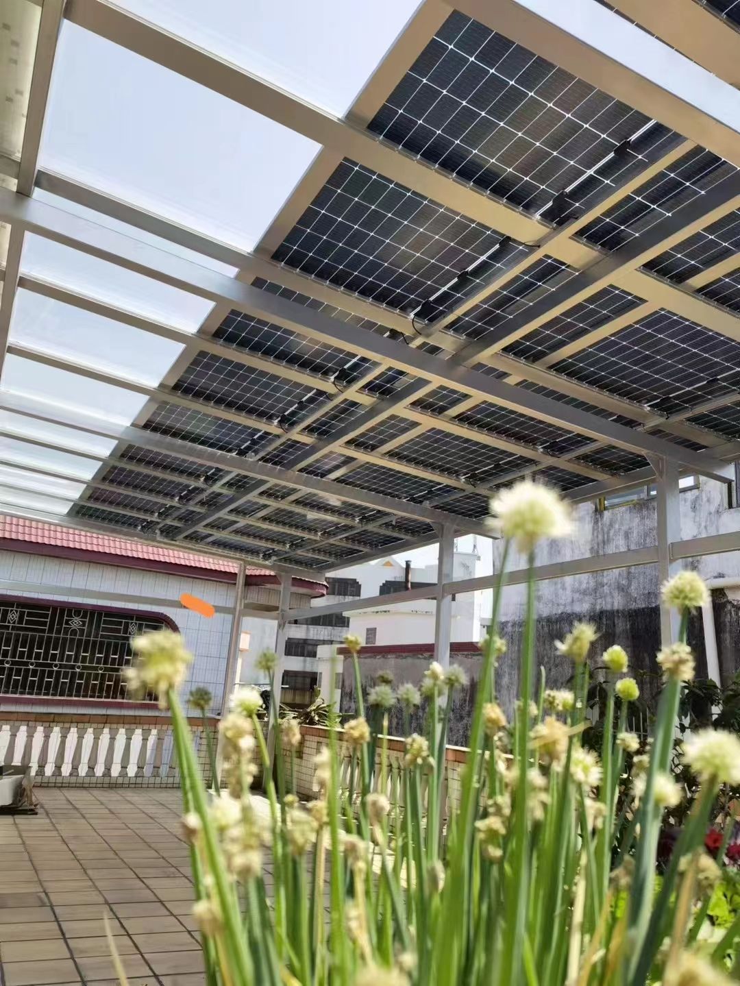 诸城别墅家用屋顶太阳能发电系统安装